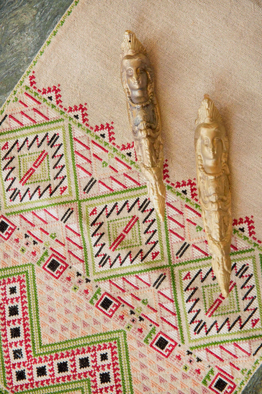 Anixi Vintage Table Runner