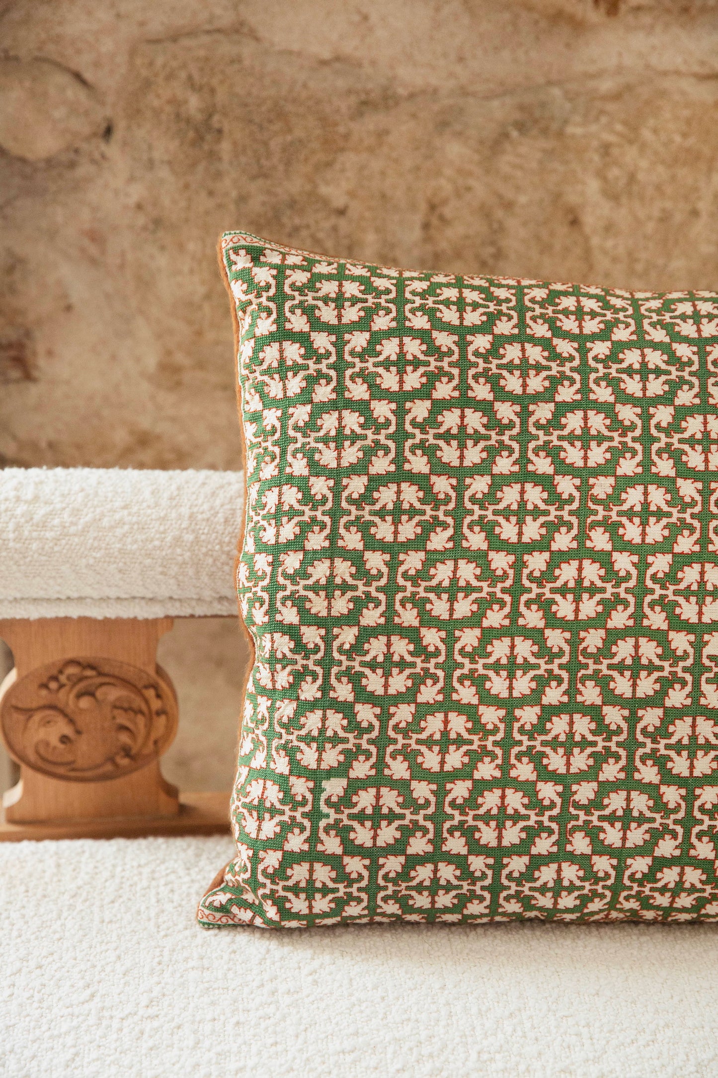 Drysos Vintage Pillow