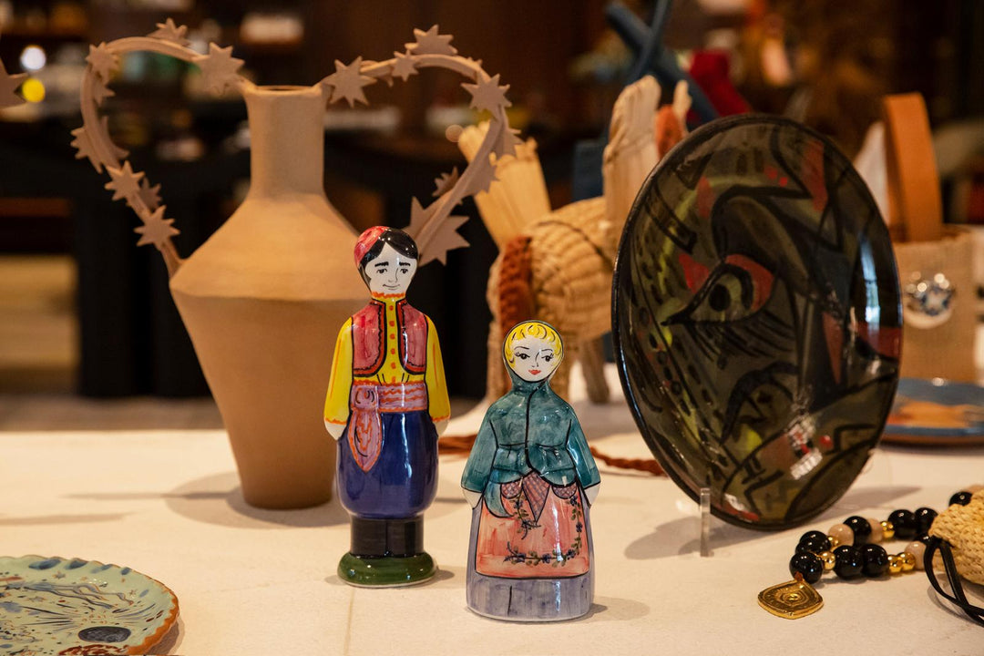 Hand-Painted Ceramics Celebrating Greece’s Folkloric Heritage
