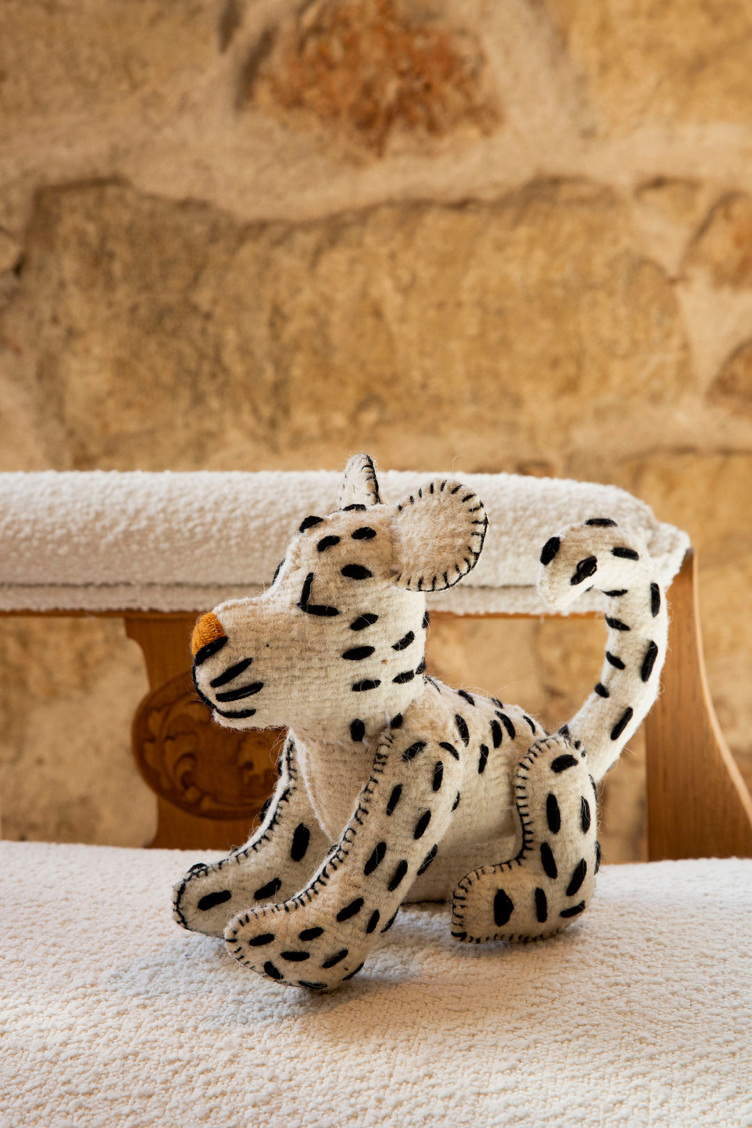 Leopoldo, the White Jaguar