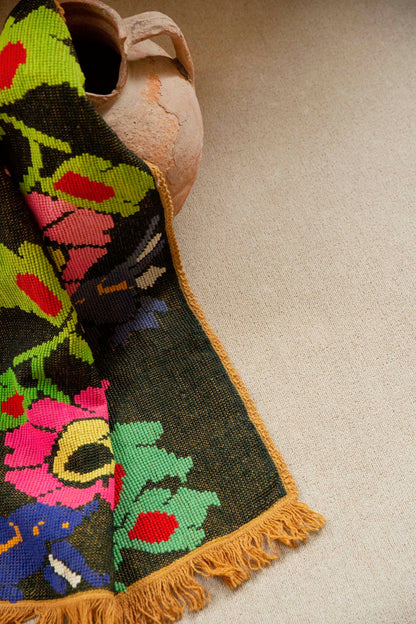 Anthódraston Vintage Textile