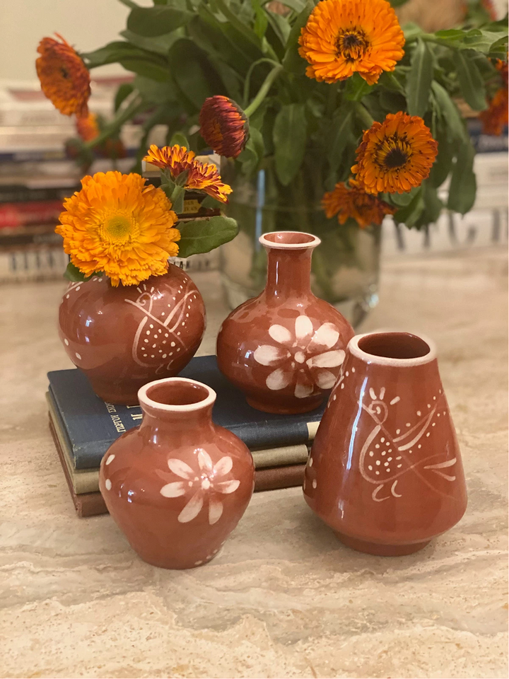 Anthologist Ceramic Bud Short Neck Vase Red Clay, Psari