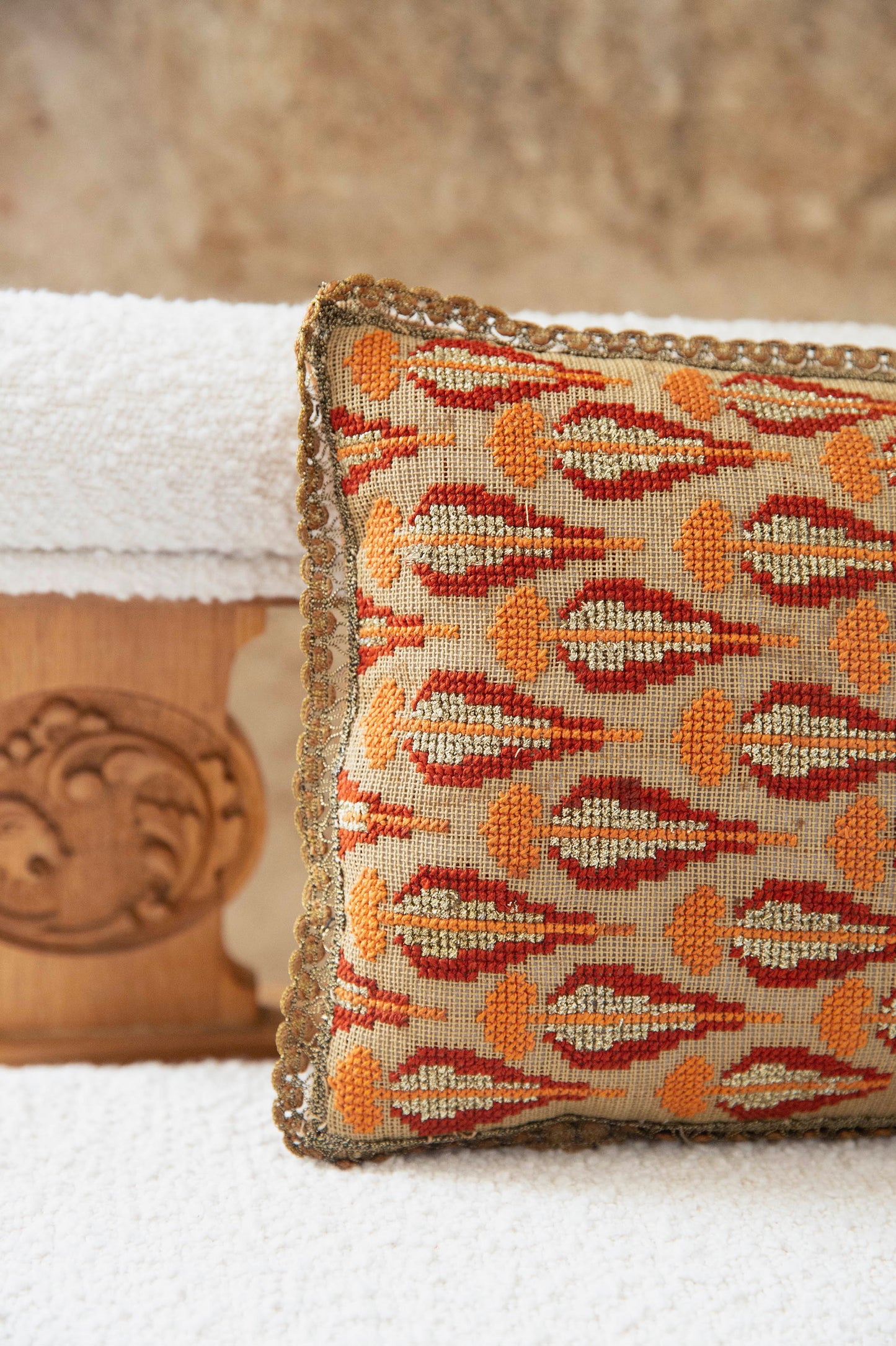 Floga Vintage Pillow