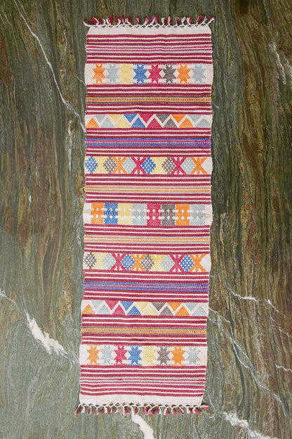 Galatá Vintage Table Runner