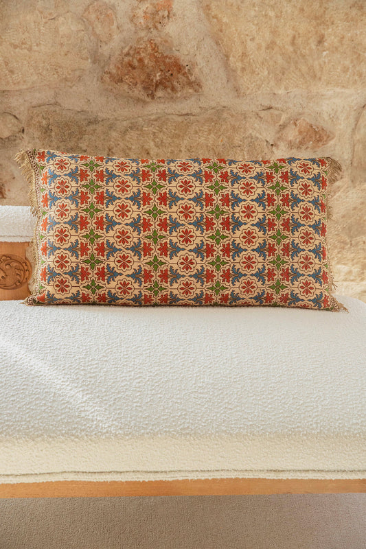 Karpos Vintage Pillow