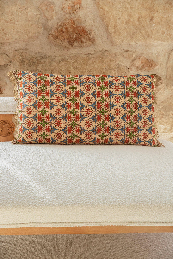 Karpos Vintage Pillow