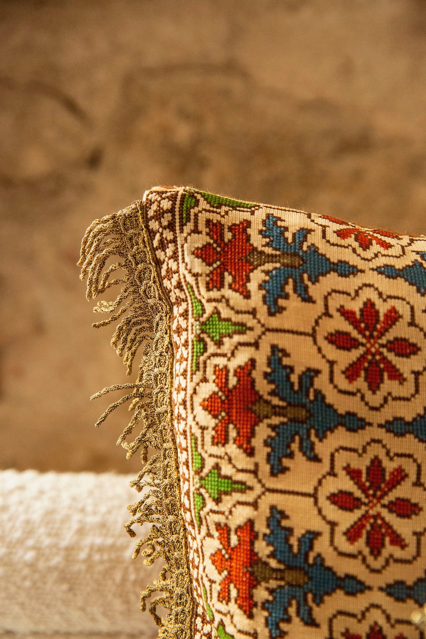 Karpos Vintage Pillow