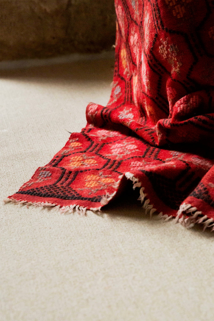 Kelyfos Vintage Textile