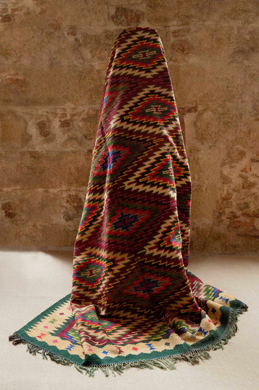 Keraunos Vintage Carpet