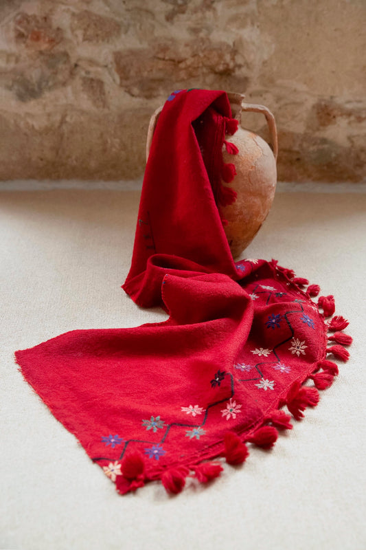 Kokkínanthos Vintage Textile