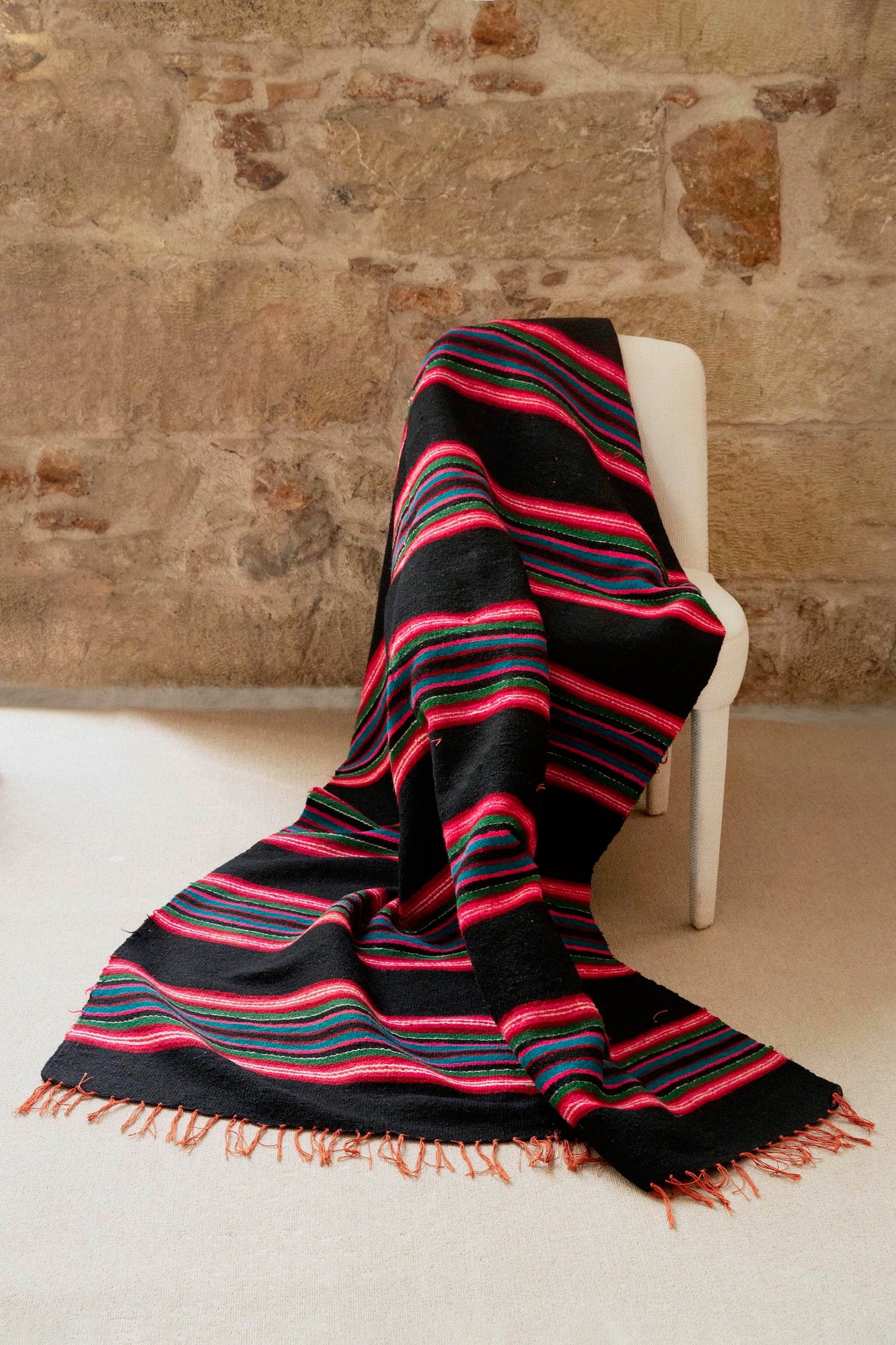 Nyktóchromon Vintage Throw