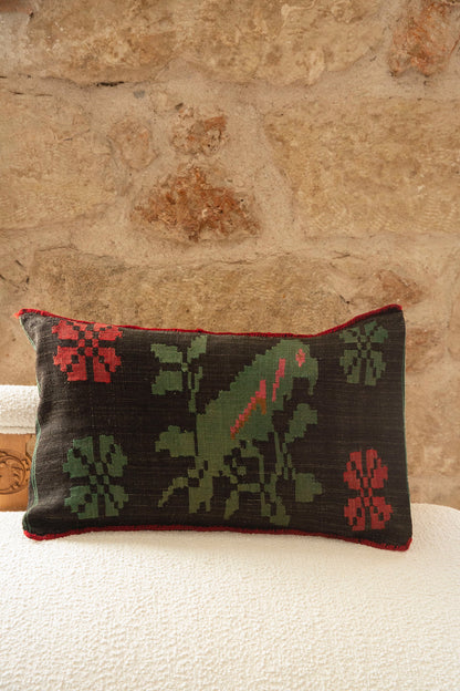 Ornitha Vintage Pillow Cover