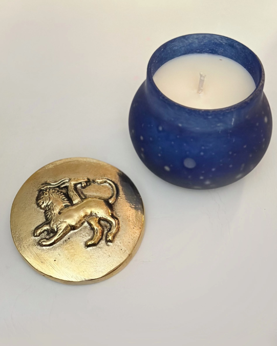 STORY: Anthologist Candle