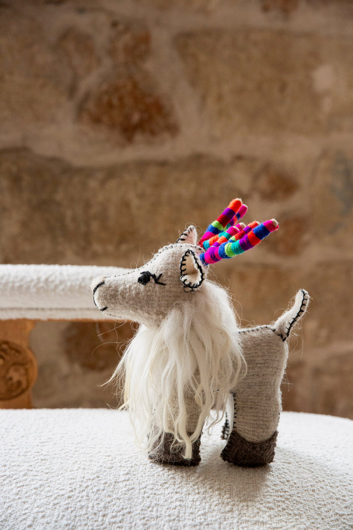 Prancer &amp; Vixen, the Reindeers (Limited Holiday Edition)