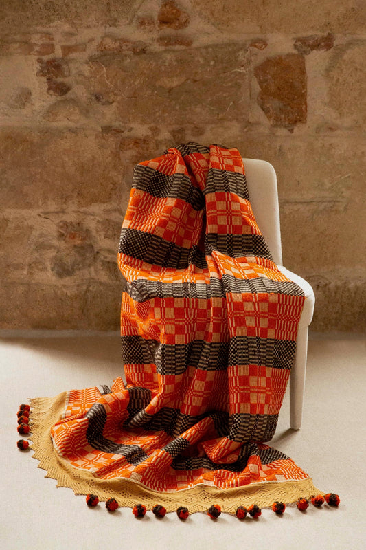 Thalpos Vintage Throw