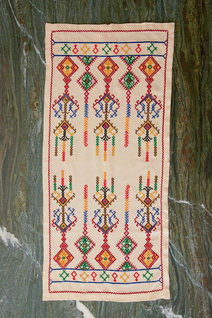 Xaroula Vintage Table Runner